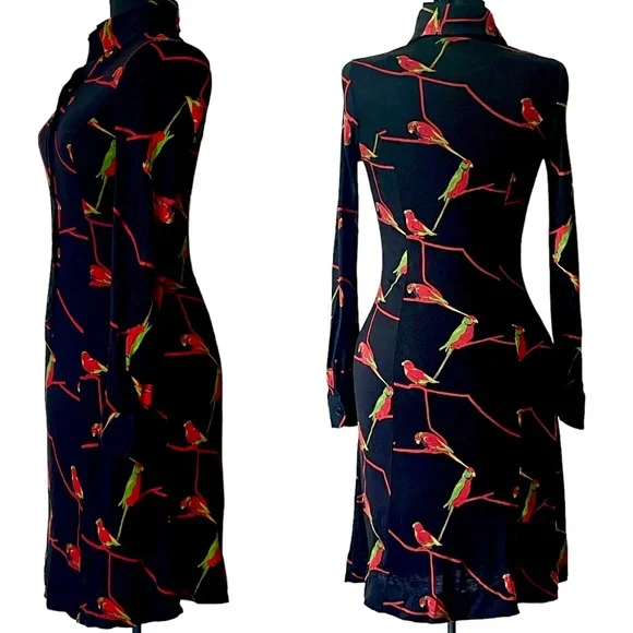 SOLD 70s Shirt Dress Bird Print Dagger Collar Sexy Dress Italy - Picture 4 of 7